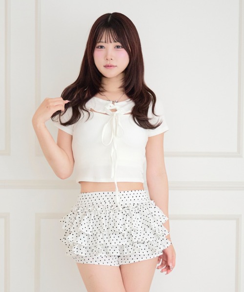 ALLuRing ChaRm(アリュリングチャーム)の「Cutout Off-shoulder Rib Blouse / カットアウトオフショルダーリブブラウス(シャツ/ブラウス・レディース・ブラック/ホワイト/グレー/ベージュ・FREE)」の6枚目の写真