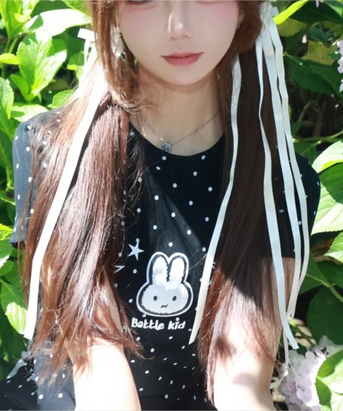 AsheKsha(アシクシャ)の「かわいい刺繍のウサギと水玉柄のラウンドネック・ストレートショルダー半袖Tシャツ(Tシャツ/カットソー・レディース・ホワイト・M)」の6枚目の写真