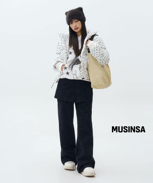 LUVISTRUE(ラヴイズトゥルー)の「EV STAR GRAPHIC HOODIE(WHITE)(パーカー・レディース・その他・FREE)」の6枚目の写真