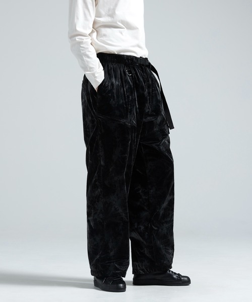Y-3（ワイスリー）の「Y-3 MARBLE NYLON TAPERED PANTS（その他パンツ・メンズ・ブラック・X-LARGE/XX-SMALL/X-SMALL/SMALL/MEDIUM/LARGE）」の2枚目の写真