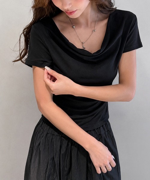 Miniministore(ミニミニストア)の「オフショルTシャツ 胸元ドレープトップス(Tシャツ/カットソー・レディース・ホワイト/ブラック/ブラウン/クリーム・FREE)」の3枚目の写真
