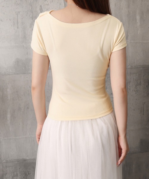 Miniministore(ミニミニストア)の「オフショルTシャツ 胸元ドレープトップス(Tシャツ/カットソー・レディース・ホワイト/ブラック/ブラウン/クリーム・FREE)」の13枚目の写真