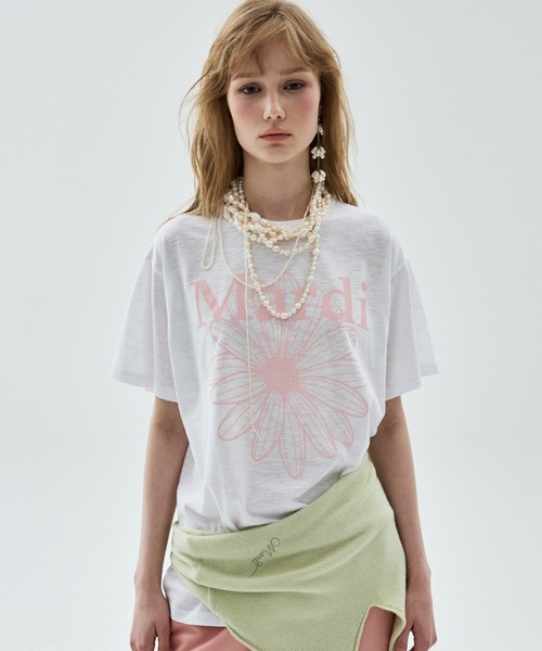 Mardi Mercredi(マルディメクルディ)の「SLUB COTTON TSHIRT FLOWERMARDI / スラブ コットン Tシャツ フラワーマルディ(Tシャツ/カットソー・レディース・ホワイト×ピンク・FREE)」の1枚目の写真