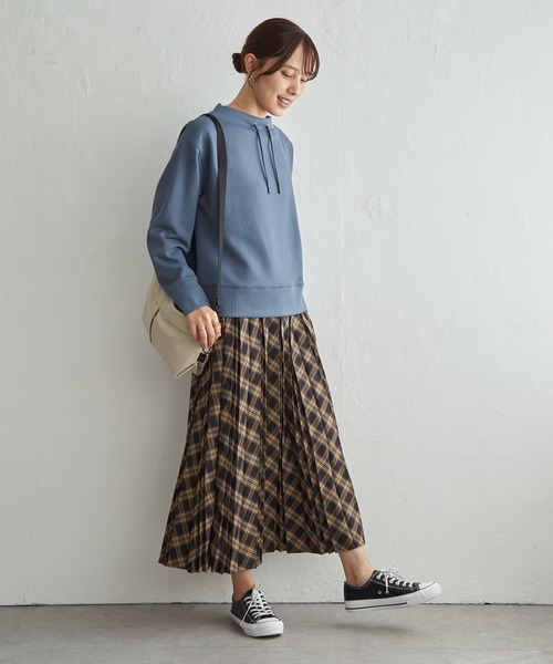 ikka(イッカ)の「チェック柄プリーツスカート(スカート・レディース・ブラウン/ネイビー/チャコール・M/L/S)」の18枚目の写真