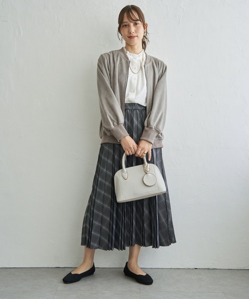 ikka(イッカ)の「チェック柄プリーツスカート(スカート・レディース・ブラウン/ネイビー/チャコール・M/L/S)」の9枚目の写真