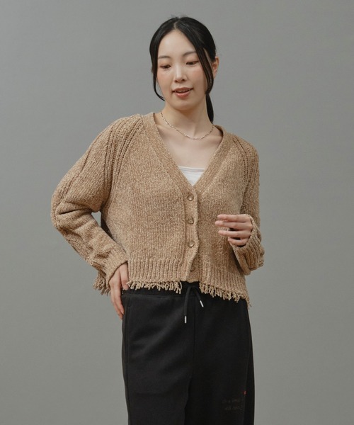 Nunc.(ヌンク)の「ビッグモールアランニットカーディガン(カーディガン/ボレロ・レディース・ベージュ/ブルー/オフホワイト/ブラック・FREE)」の3枚目の写真