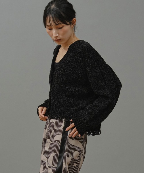 Nunc.(ヌンク)の「ビッグモールアランニットカーディガン(カーディガン/ボレロ・レディース・ベージュ/ブルー/オフホワイト/ブラック・FREE)」の15枚目の写真
