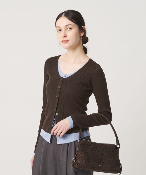 BEAUTY&YOUTH UNITED ARROWS(ビューティーアンドユースユナイテッドアローズ)の「【WEB限定】レイヤードニットカーディガン ウォッシャブル(カーディガン/ボレロ・レディース・グレー/レッド/ダークブラウン・FREE)」の4枚目の写真