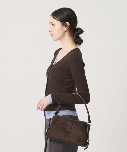 BEAUTY&YOUTH UNITED ARROWS(ビューティーアンドユースユナイテッドアローズ)の「【WEB限定】レイヤードニットカーディガン ウォッシャブル(カーディガン/ボレロ・レディース・グレー/レッド/ダークブラウン・FREE)」の5枚目の写真