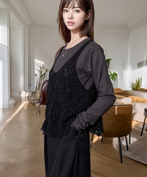 Chandelier（シャンデリア）の「ゆったり クロシェ編み キャミソール ニット ベスト（ベスト・レディース・アイボリー/ブラウン/ブラック・FREE）」の6枚目の写真