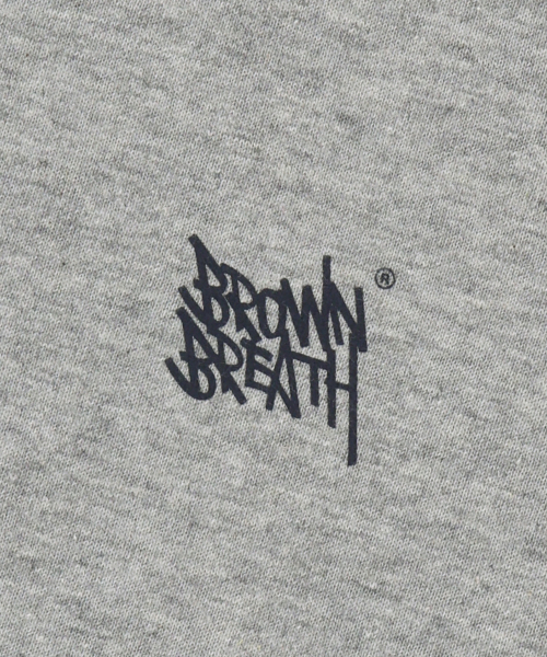 BROWNBREATH（ブラウンブレス）の「BB 20TH VIBE GRAPHIC TEE - MELANGE GREY（Tシャツ/カットソー・レディース・その他・MEDIUM/SMALL/X-LARGE/LARGE）」の2枚目の写真