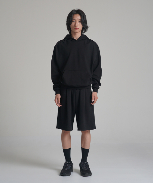 NOMING(ノミング)の「ルーズフィットクロップイージーフードパーカー - ブラック(パーカー・メンズ・ブラック・SMALL/MEDIUM/LARGE/X-LARGE)」の2枚目の写真