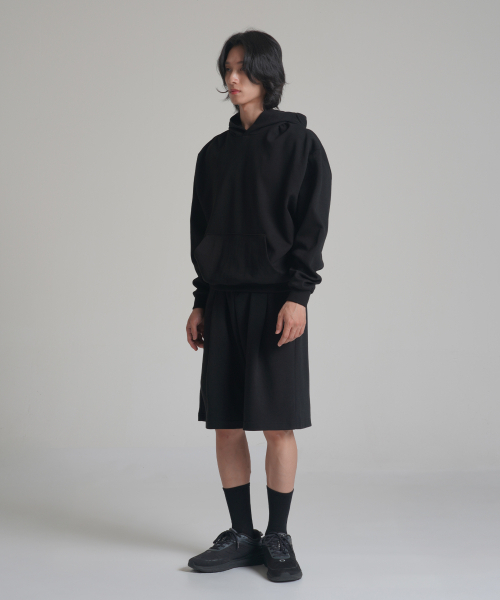 NOMING(ノミング)の「ルーズフィットクロップイージーフードパーカー - ブラック(パーカー・メンズ・ブラック・SMALL/MEDIUM/LARGE/X-LARGE)」の3枚目の写真