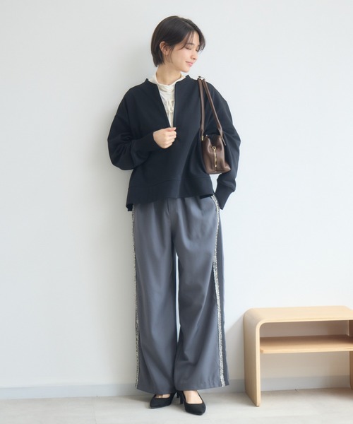 Pillini(ピリーニ)の「前後2WAYメロウギャザーカットソー(Tシャツ/カットソー・レディース・ブラック/アイボリー・FREE)」の14枚目の写真