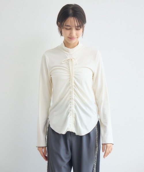 Pillini(ピリーニ)の「前後2WAYメロウギャザーカットソー(Tシャツ/カットソー・レディース・ブラック/アイボリー・FREE)」の19枚目の写真