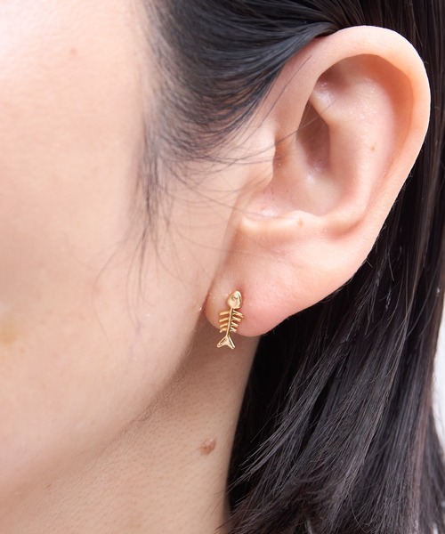 gargle（ガーグル）の「gargle ガーグル：ぷにぷにスクイーズ　ぷにぷにお腹　猫　ネコ　キャット　ピアス（ピアス（両耳用）・レディース・シルバー/ゴールド・FREE）」の4枚目の写真