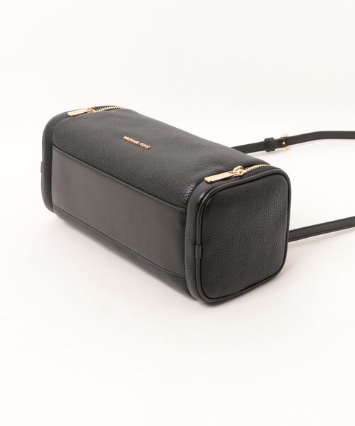 MICHAEL KORS(マイケルコース)の「JET SET TRAVEL SM EW XBODY(ショルダーバッグ・レディース・ブラック・FREE)」の3枚目の写真