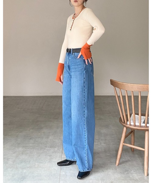She's Closet(シーズクローゼット)の「配色バイカラー サムホール ヘンリーネック リブニット(ニット/セーター・レディース・チャコールグレー/ブラウン/アイボリー/グレー/ブラック・FREE)」の17枚目の写真
