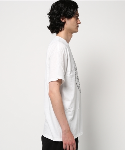 JUNK FOOD(ジャンクフード)の「THE ONE AND ONLY/スヌーピー Tシャツ(Tシャツ/カットソー・メンズ・ホワイト・SMALL/LARGE/MEDIUM)」の2枚目の写真