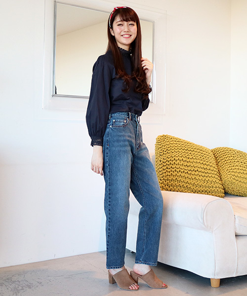 N.（N. Natural Beauty Basic）（エヌエヌナチュラルビューティーベーシック）の「ミディアムウエイトハイウエストテーパードデニム（デニムパンツ・レディース・ダークネイビー/ブルー・MEDIUM/SMALL）」の6枚目の写真