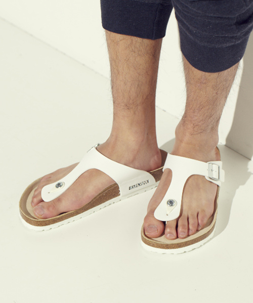 BIRKENSTOCK(ビルケンシュトック)の「■FUDGE/Fine 6月号掲載】ホワイトサンダル・GIZEH BF White(UNISEX)(サンダル・レディース・ホワイト・35/36/37/38/39/40/41/42/43)」の11枚目の写真
