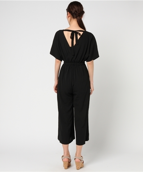 【美品・24SS】Le Melange オールインワン 黒 つなぎ 美品・24SS】Le Melange オールインワン 黒 つなぎ 美品・24SS