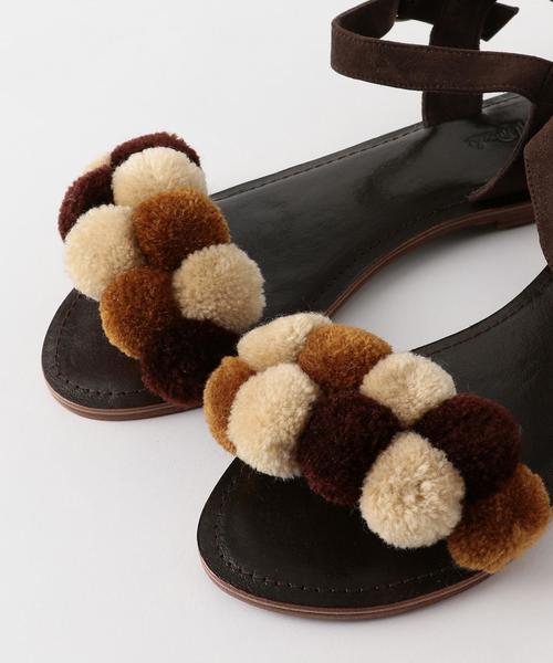BEAUTY&YOUTH UNITED ARROWS（ビューティーアンドユースユナイテッドアローズ）の「＜BALI BALI＞ポンポンフラットサンダル ◆（サンダル・レディース・その他1/ダークブラウン・36/38/37）」の7枚目の写真