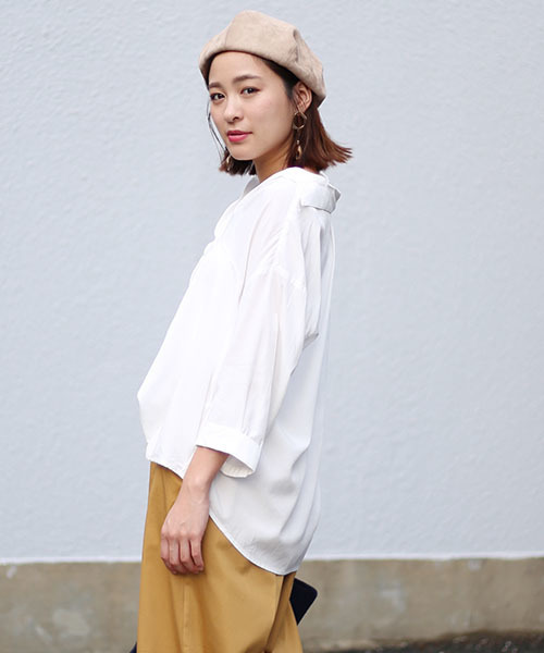 Bou Jeloud(ブージュルード)の「【WEB限定】スキッパーツイストブラウス(シャツ/ブラウス・レディース・ブラック/オフホワイト/カーキ・FREE)」の6枚目の写真