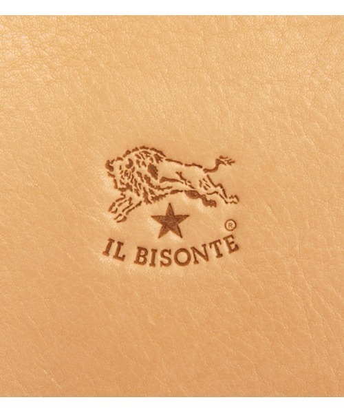 IL BISONTE（イルビゾンテ）の「IL BISONTE / ORIGINAL LEATHER / パスポートケース（パスポートケース・レディース・レンガ/オレンジ/グリーン/ライトブラウン/ナチュラル/ネイビー/グレー/オリーブ/レッド/ダークブラウン/ブラック/ホワイト・FREE）」の15枚目の写真