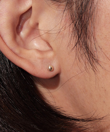 VIVIFY ピアス/M/アラベスク/k18ゴールドポスト/ゴールドダスト VIVIFY ピアス/M/アラベスク/k18ゴールドポスト/ゴールドダスト