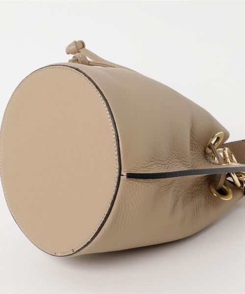 Tiara（ティアラ）の「Andrea Cardone/チェーンショルダー2WAYバッグ（ショルダーバッグ・レディース・グレー系その他/ブラック/ホワイト・FREE）」の17枚目の写真