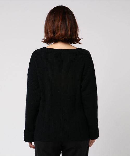 GeeRA(ジーラ)の「レイヤード風Vネックニット(ニット/セーター・レディース・ブラック/ベージュ/ワイン・SMALL/MEDIUM/X-LARGE/XX-LARGE/LARGE)」の5枚目の写真