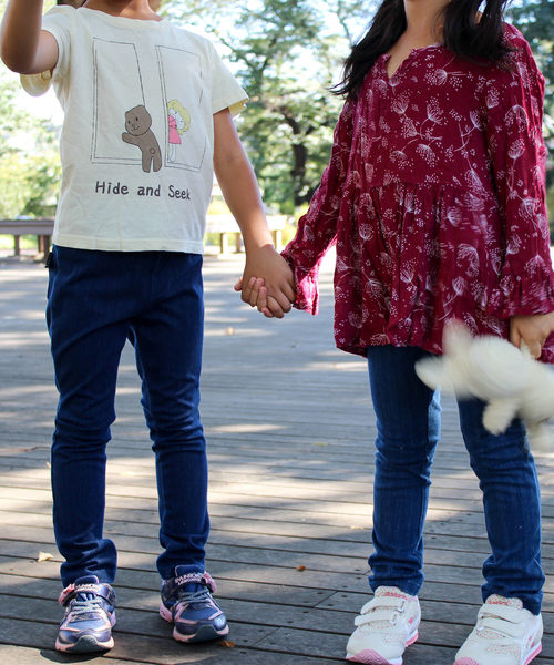 こどもグンゼ（コドモグンゼ）の「Tuche Kids (トゥシェ キッズ) レギンスパンツ（スキニー）（その他パンツ・キッズ・ネイビー/インディゴブルー・100/110/120/130/140/150）」の12枚目の写真