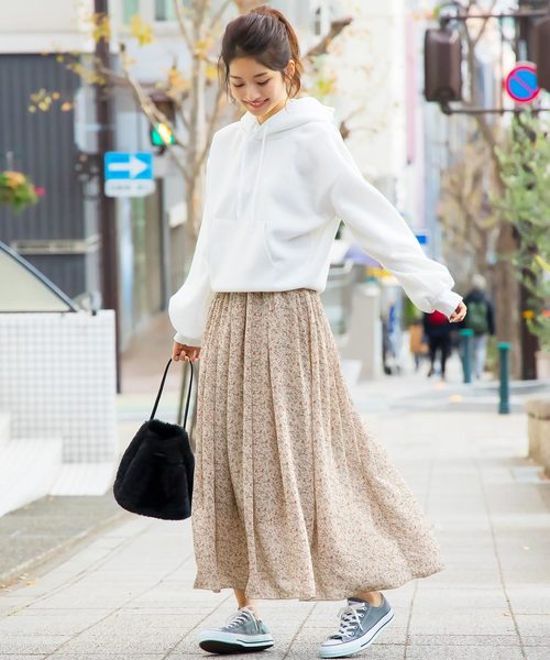 KOBE LETTUCE（コウベレタス）の「レオパード柄・花柄・無地テグスヘムシフォンマキシスカート（スカート・レディース・ホワイト/ベージュ/ブラック系その他/ベージュ系その他/イエロー系その他/ライラック/レモンイエロー/ブラック系その他2・FREE）」の14枚目の写真