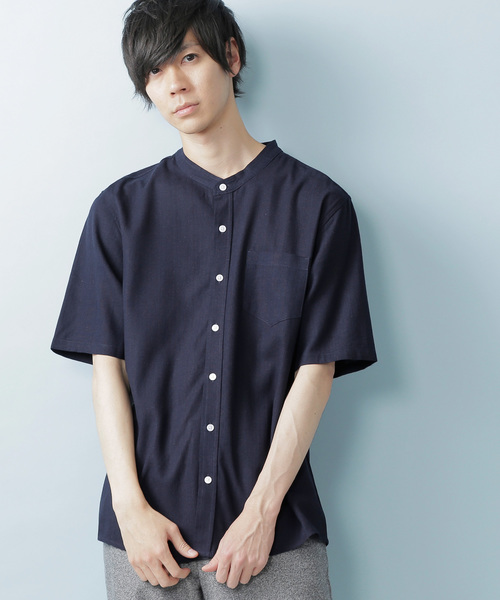MONO-MART(モノマート)の「リネン×レーヨンブライトバンドカラーシャツ(1/2 sleeve)(シャツ/ブラウス・メンズ・ホワイト/ネイビー/ブラック/サックスブルー/ライトオリーブ/ブルー/ラベンダー/ワイン/グレー・M/XL/L)」の5枚目の写真