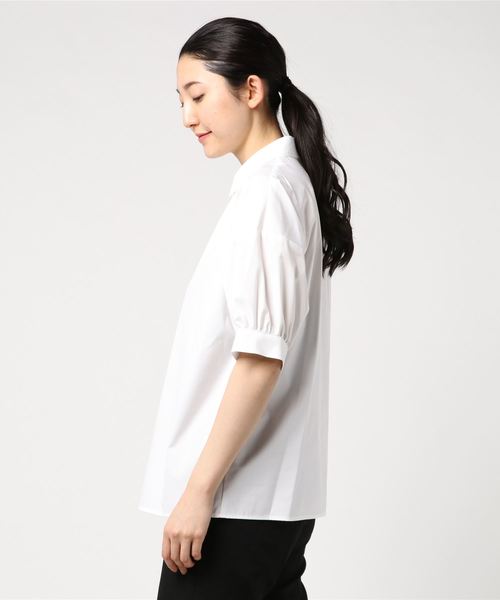NARACAMICIE(ナラカミーチェ)の「《UVカット加工》袖コンシャス半袖シャツ(シャツ/ブラウス・レディース・ホワイト/ネイビー・MEDIUM)」の3枚目の写真
