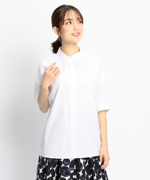 NARACAMICIE(ナラカミーチェ)の「《UVカット加工》袖コンシャス半袖シャツ(シャツ/ブラウス・レディース・ホワイト/ネイビー・MEDIUM)」の5枚目の写真