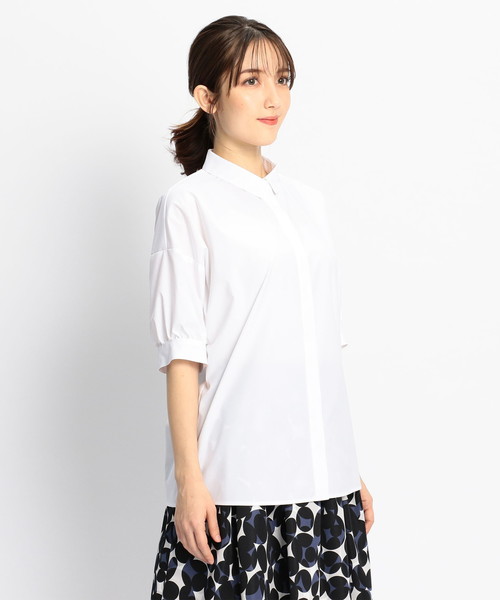 NARACAMICIE(ナラカミーチェ)の「《UVカット加工》袖コンシャス半袖シャツ(シャツ/ブラウス・レディース・ホワイト/ネイビー・MEDIUM)」の8枚目の写真
