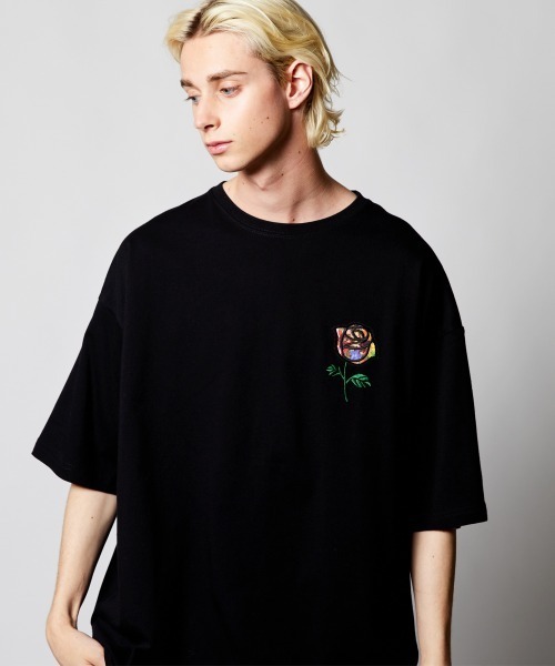 rehacer(レアセル)の「rehacer STAND : Flower Rose Wide S/S T / フラワー ローズ ワイド ショートスリーブ Tシャツ(Tシャツ/カットソー・メンズ・ホワイト/ブラック/カーキ・SMALL/MEDIUM/LARGE/X-LARGE/X-SMALL)」の15枚目の写真