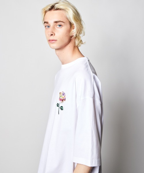 rehacer(レアセル)の「rehacer STAND : Flower Rose Wide S/S T / フラワー ローズ ワイド ショートスリーブ Tシャツ(Tシャツ/カットソー・メンズ・ホワイト/ブラック/カーキ・SMALL/MEDIUM/LARGE/X-LARGE/X-SMALL)」の18枚目の写真