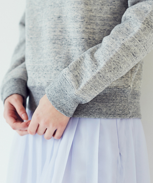 Another Edition（アナザーエディション）の「AE[A]Cheeky SWEAT PO ◆（スウェット・レディース・ホワイト/グレー/ネイビー・フリー）」の4枚目の写真