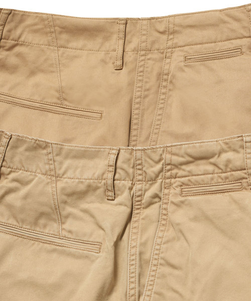 ZOZO（ゾゾ）の「ストレートチノパンツ/［MEN］（チノパンツ・メンズ・ベージュ/ブラック/オリーブ/ネイビー・マルチサイズ）」の16枚目の写真