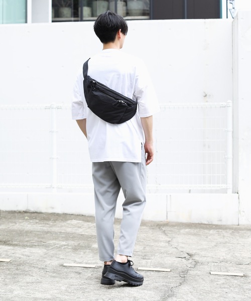 CRAMSHELL（クラムシェル）の「WAIST BAG（ボディバッグ