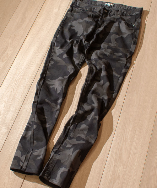 JOHN'S CLOSET(ジョンズクローゼット)の「【n】カツラギ スリムカラーストレッチパンツ(その他パンツ・メンズ・グレー/ネイビー/オリーブ/ブラック/ベージュ/ホワイト/ボルドー/カモフラージュ/ホワイト系その他/グレー系その他/チャコール/ブルー系その他・MEDIUM/LARGE/X-LARGE/SMALL/XX-LARGE)」の5枚目の写真