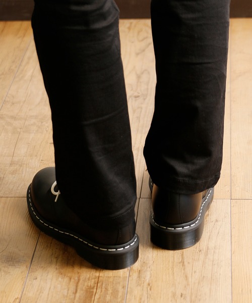 Dr. Martens（ドクターマーチン）の「Dr.Martens ドクターマーチン / 1461 3EYE GIBSON SHOE 3ホール プレーントゥ ブーツ 短靴 / 1461（ドレスシューズ・メンズ・ブラック×ブラック/ブラック系その他/チェリーレッド/ブラック×イエロー/ブラック×ホワイト・26cm/27cm/28cm）」の12枚目の写真