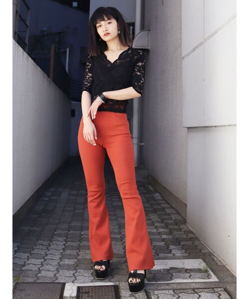 EMODA（エモダ）の「コルセットマークフィットフレアパンツ（その他パンツ・レディース・ブラック/ベージュ/オレンジ・SMALL/MEDIUM）」の8枚目の写真