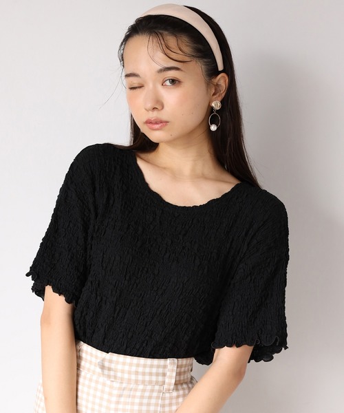 one after another NICE CLAUP（ワンアフターアナザーナイスクラップ）の「バックリボンしぼしぼTシャツ（Tシャツ/カットソー・レディース・ブラック/ベージュ/オフホワイト/ブルーグレー・FREE）」の3枚目の写真