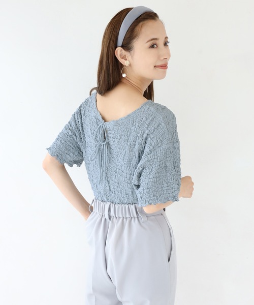 one after another NICE CLAUP（ワンアフターアナザーナイスクラップ）の「バックリボンしぼしぼTシャツ（Tシャツ/カットソー・レディース・ブラック/ベージュ/オフホワイト/ブルーグレー・FREE）」の21枚目の写真