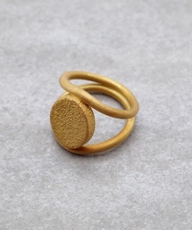 Sand texture oval ring