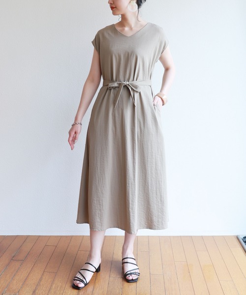 andme(アンドミー)の「コットン2way背中リボンフレアワンピース(ワンピース・レディース・ベージュ/グレー系その他/スミクロ・M)」の5枚目の写真